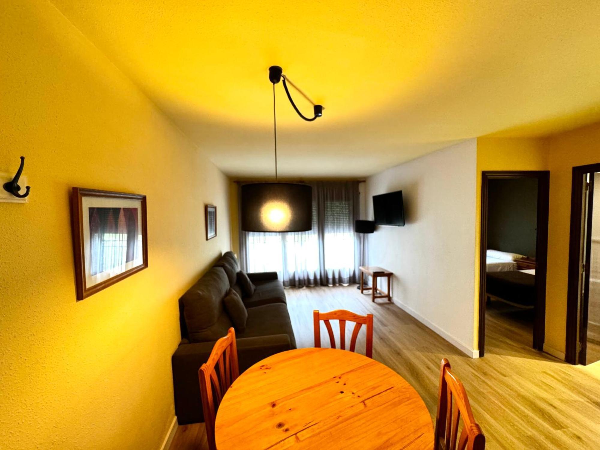 Apartamentos Turisticos Poblado Аринсал Екстериор снимка