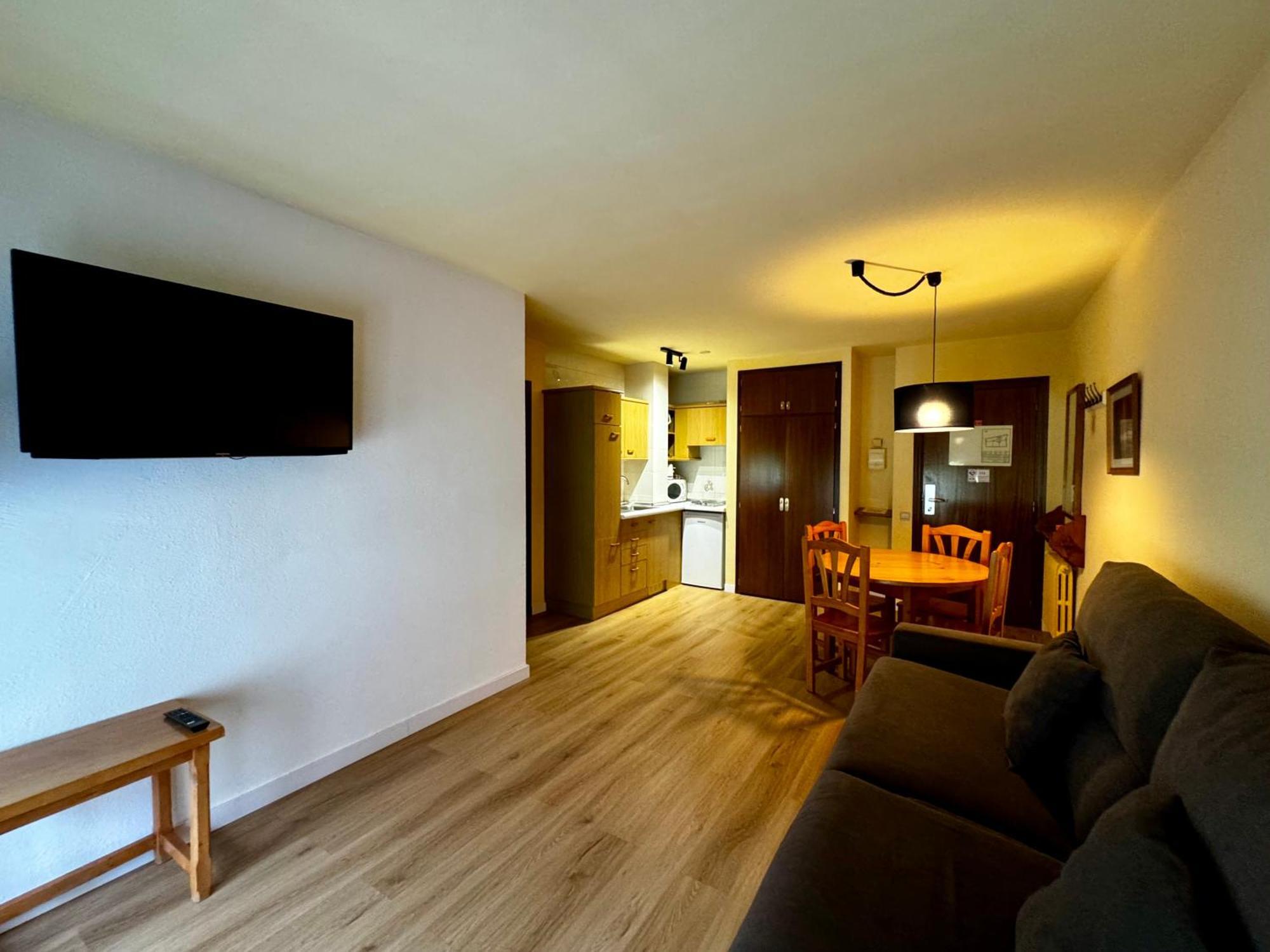 Apartamentos Turisticos Poblado Аринсал Екстериор снимка