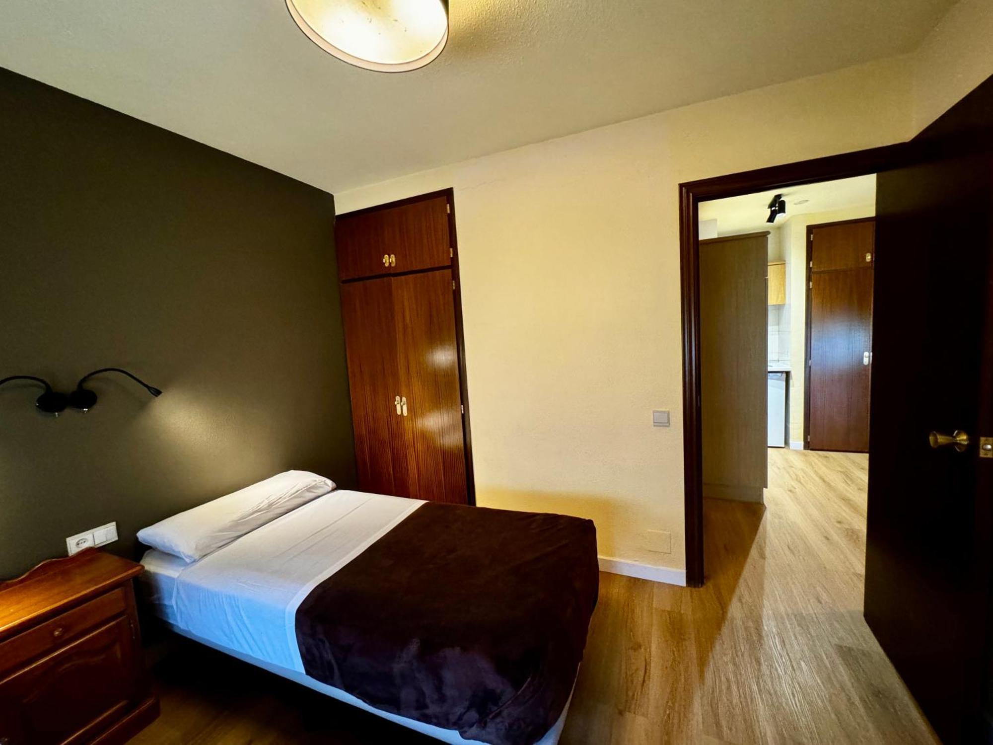 Apartamentos Turisticos Poblado Аринсал Екстериор снимка