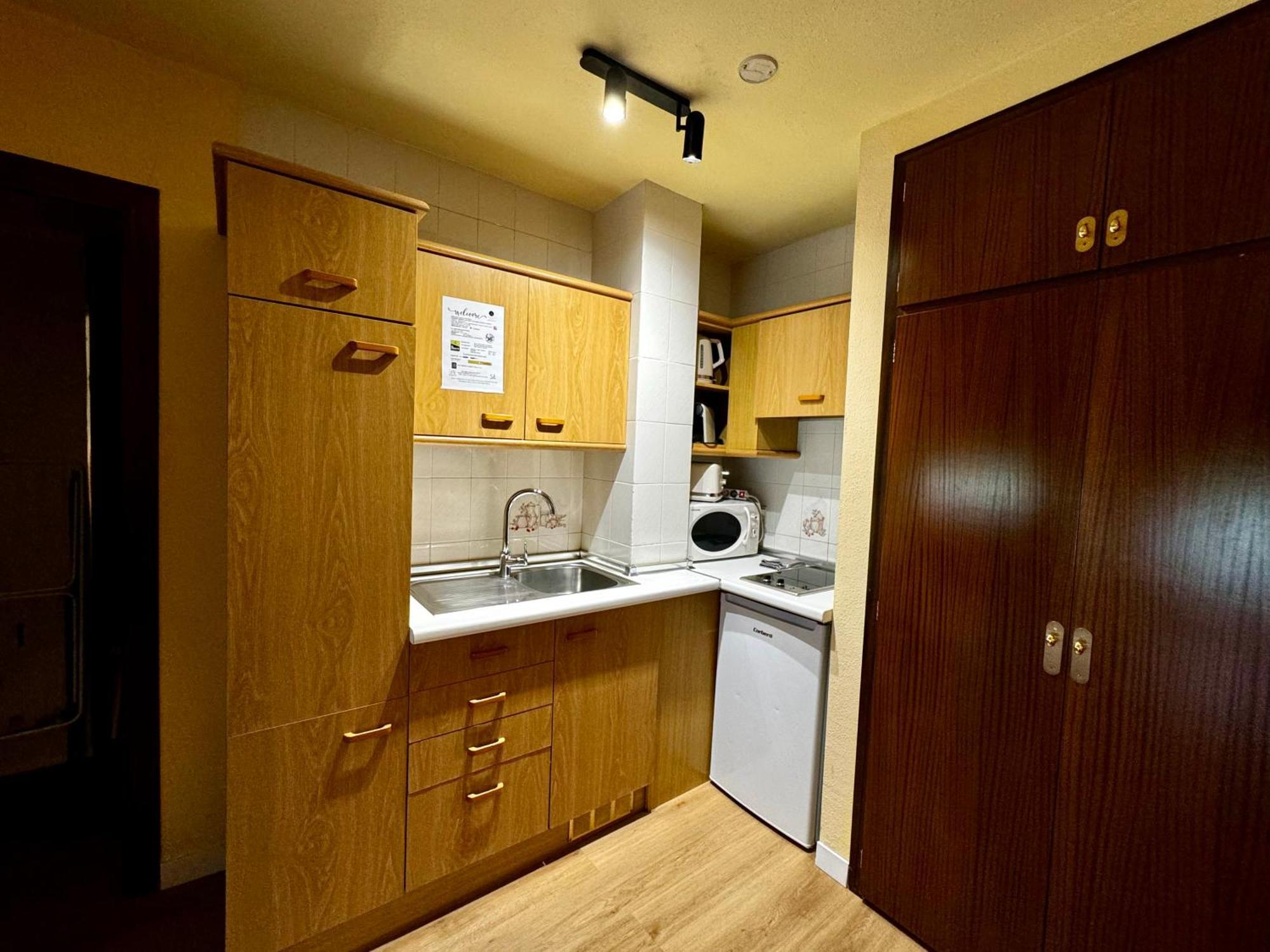 Apartamentos Turisticos Poblado Аринсал Екстериор снимка