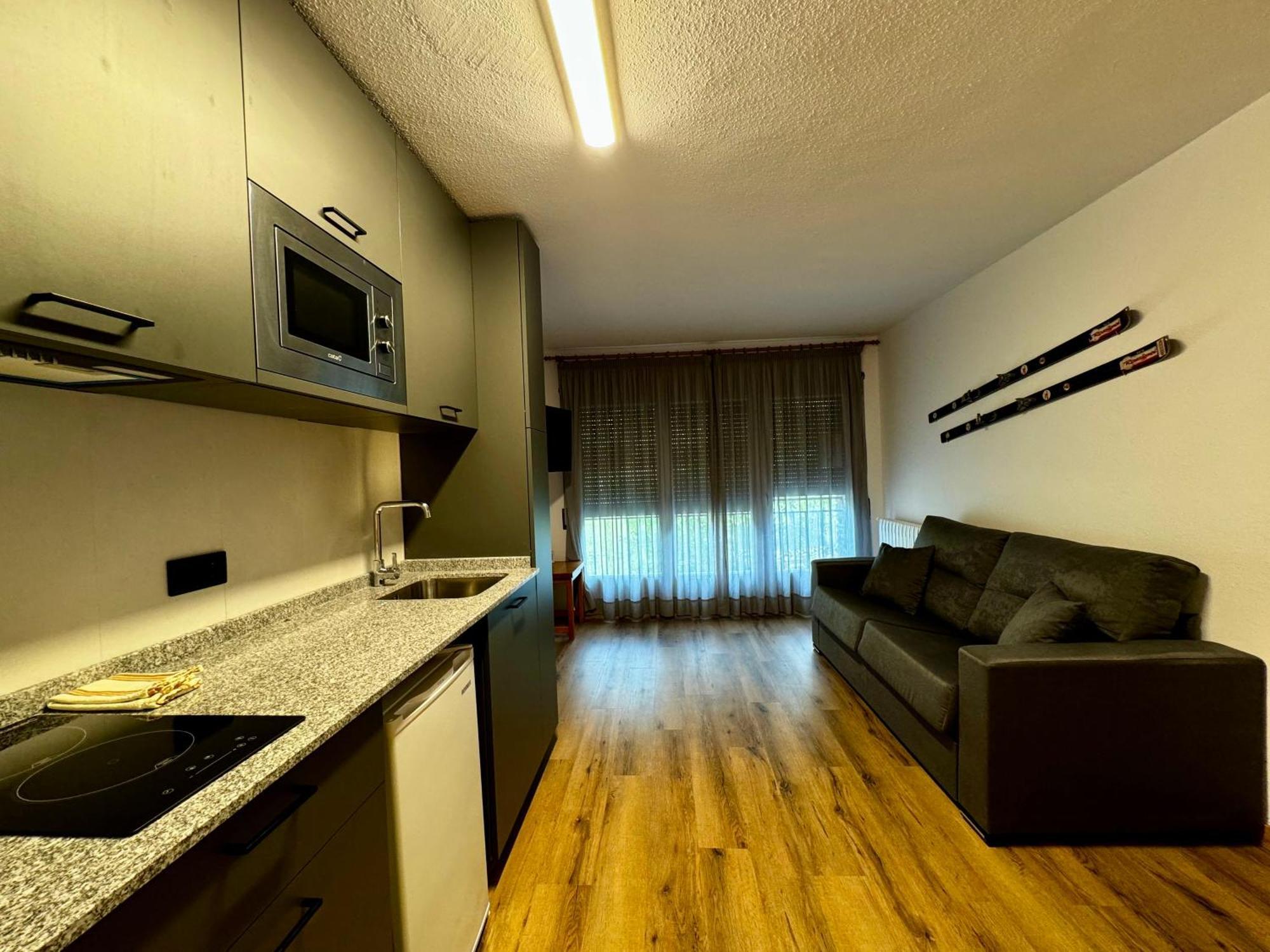 Apartamentos Turisticos Poblado Аринсал Екстериор снимка