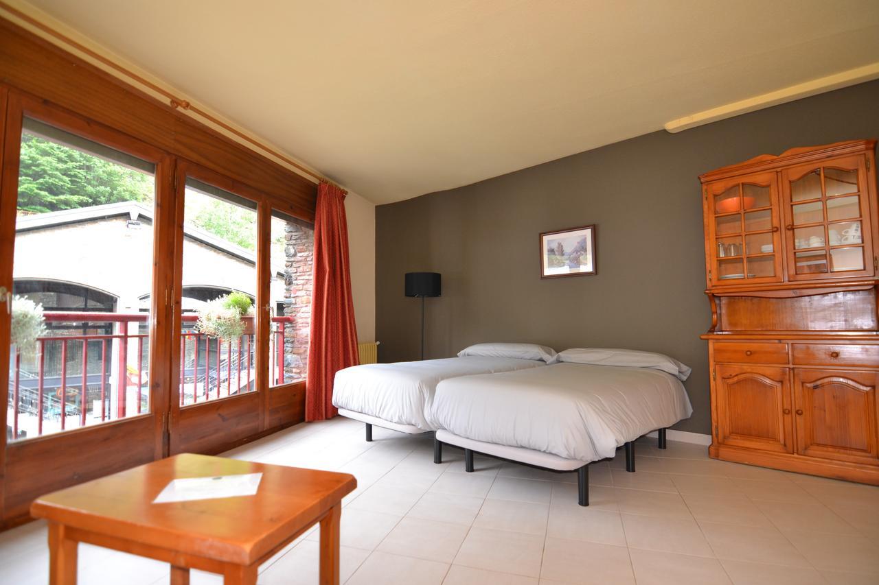 Apartamentos Turisticos Poblado Аринсал Екстериор снимка