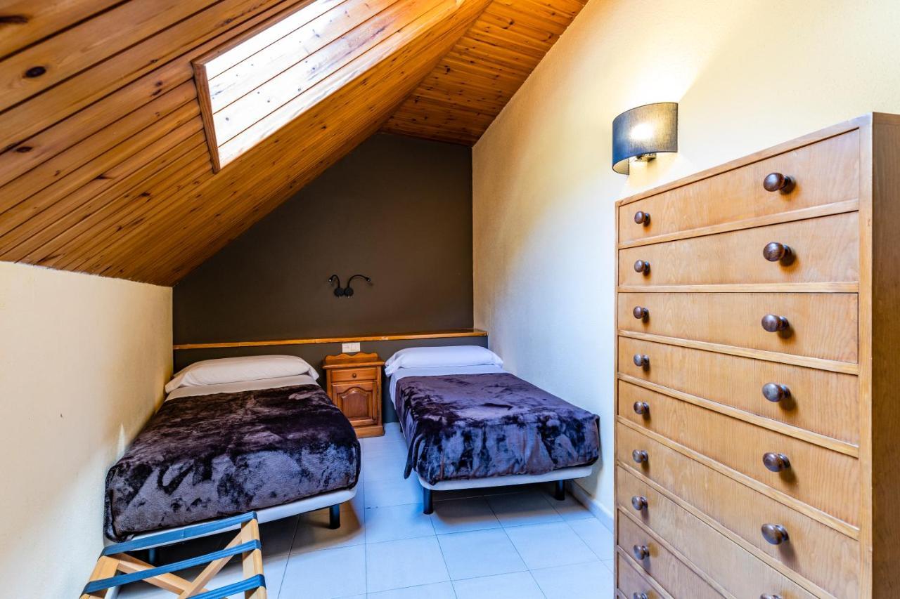 Apartamentos Turisticos Poblado Аринсал Екстериор снимка