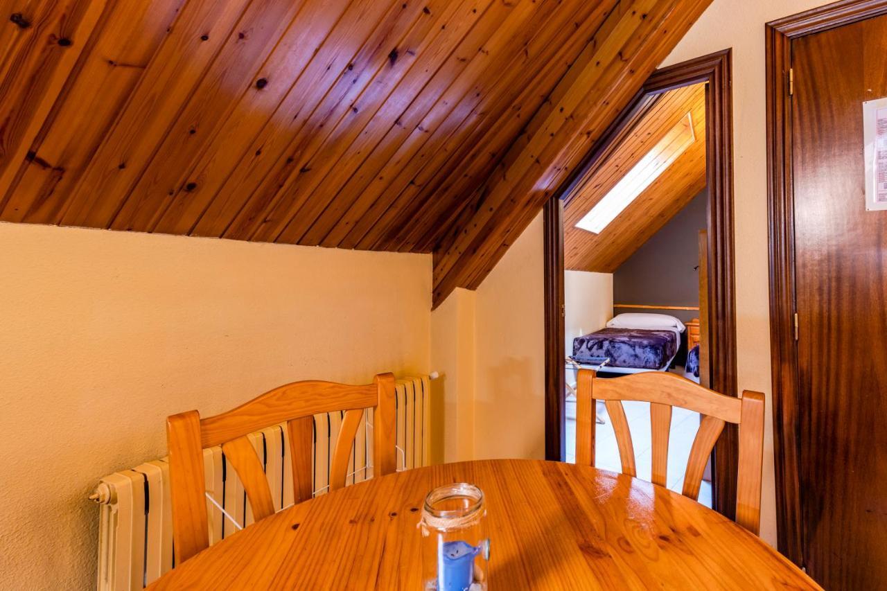 Apartamentos Turisticos Poblado Аринсал Екстериор снимка