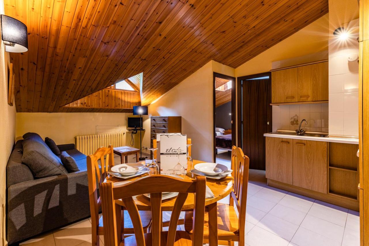 Apartamentos Turisticos Poblado Аринсал Екстериор снимка