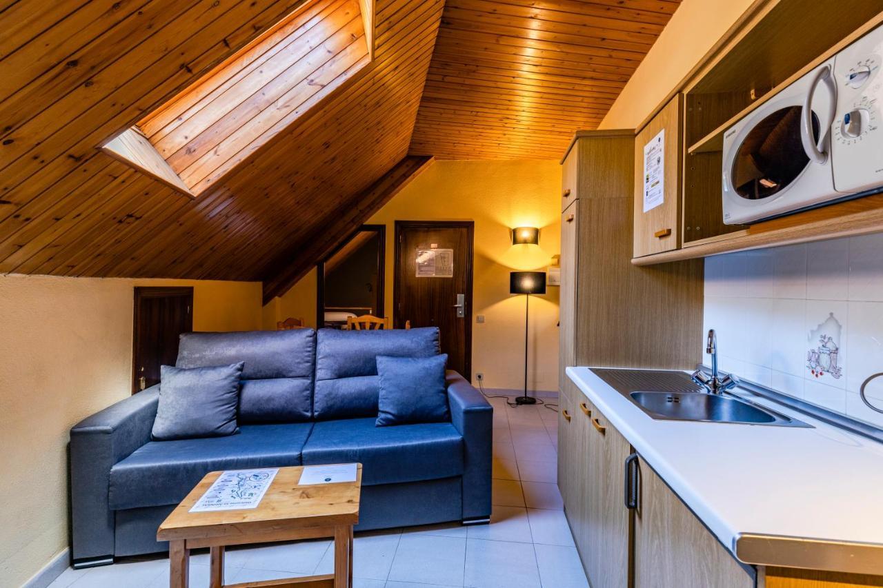 Apartamentos Turisticos Poblado Аринсал Екстериор снимка